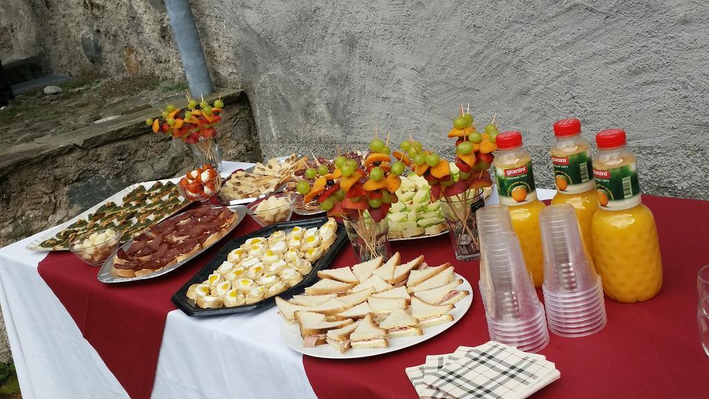 Osteria Del Centro Bed and Breakfast Brusio Δωμάτιο φωτογραφία