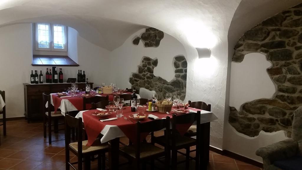 Osteria Del Centro Bed and Breakfast Brusio Δωμάτιο φωτογραφία
