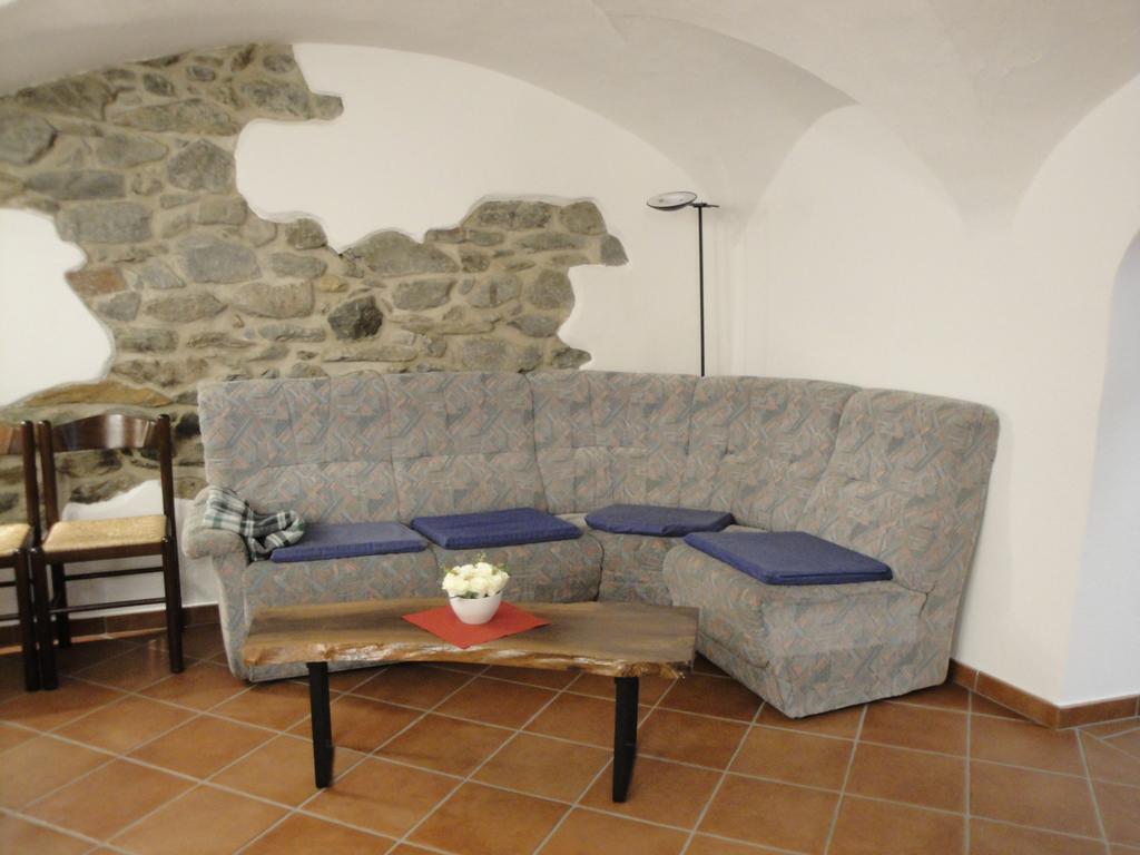 Osteria Del Centro Bed and Breakfast Brusio Εξωτερικό φωτογραφία